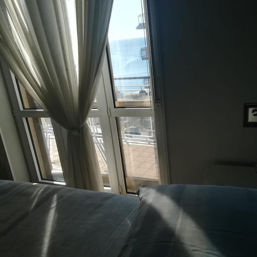 V I P Suites Cielo Stellato On Concordia Sea Салерно Екстериор снимка
