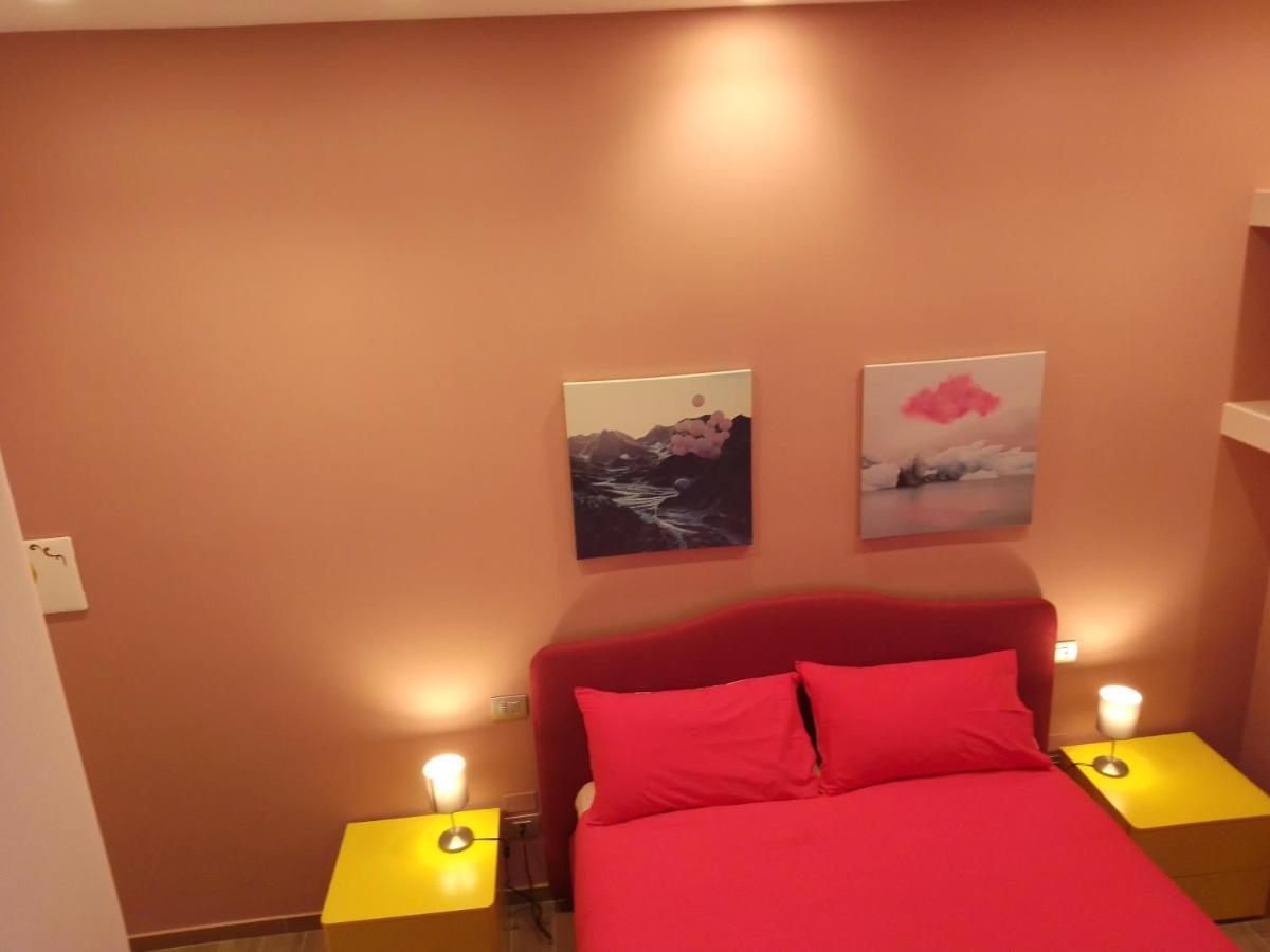 V I P Suites Cielo Stellato On Concordia Sea Салерно Екстериор снимка